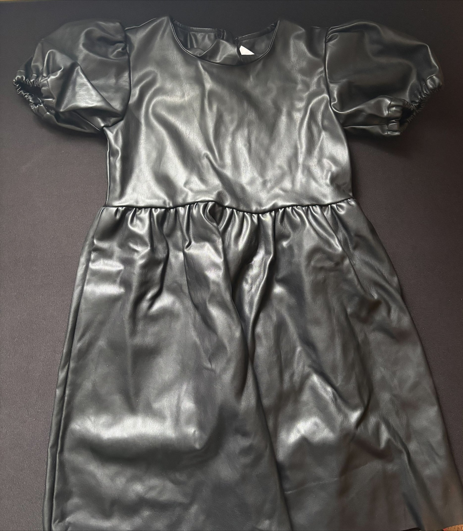 Robe de cuir 7/8 ans JOE FRESH (2275)