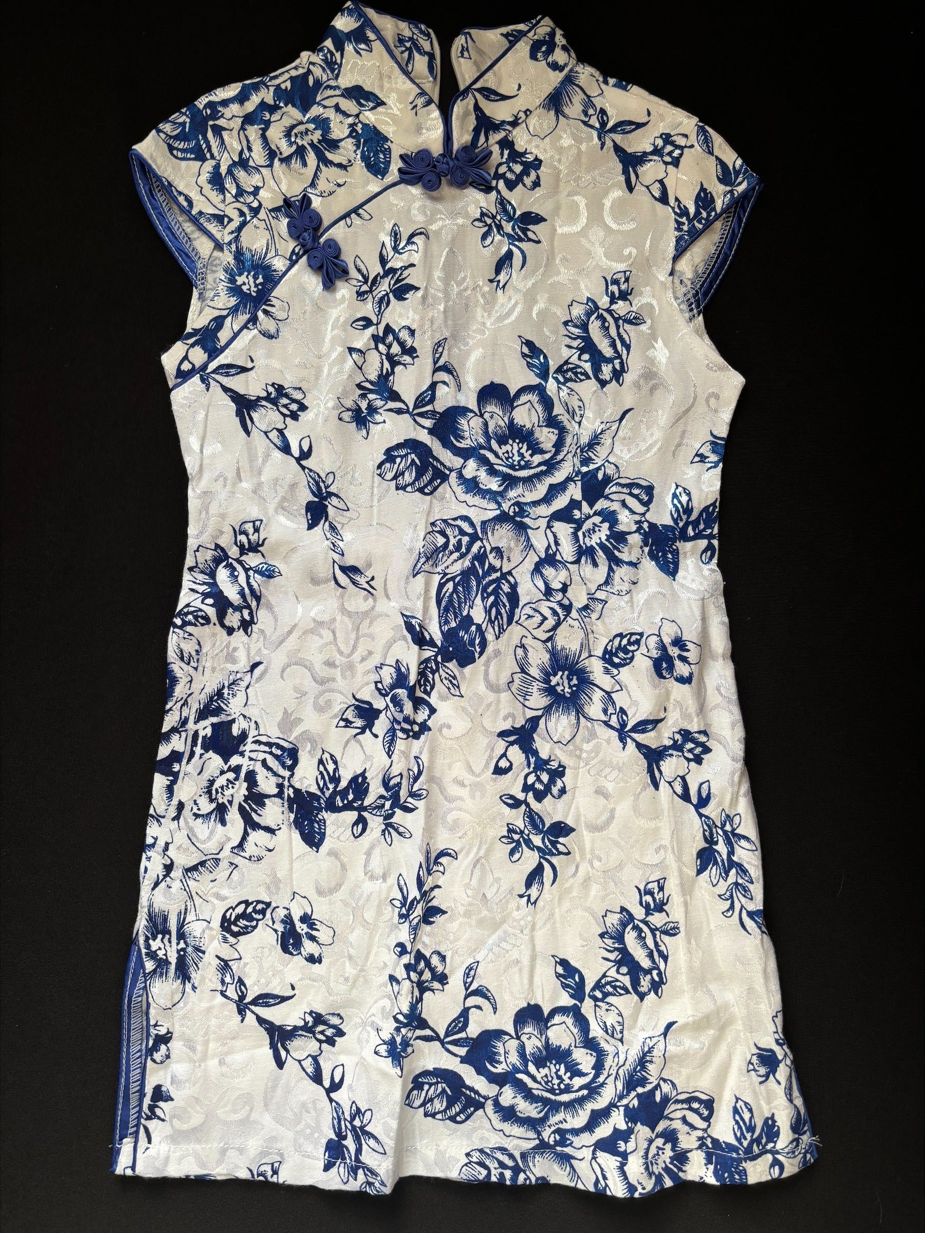 Robe 4T (406.11)