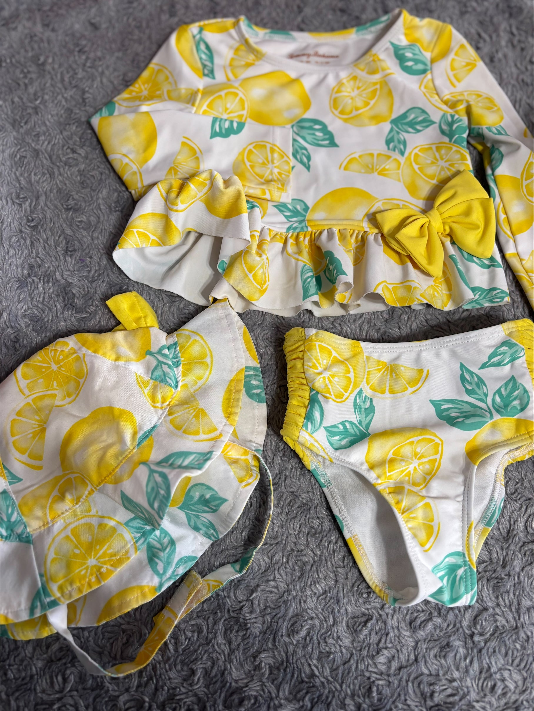Ensemble Maillot de bain 18 mois. TOMMY BAHAMA (2643)