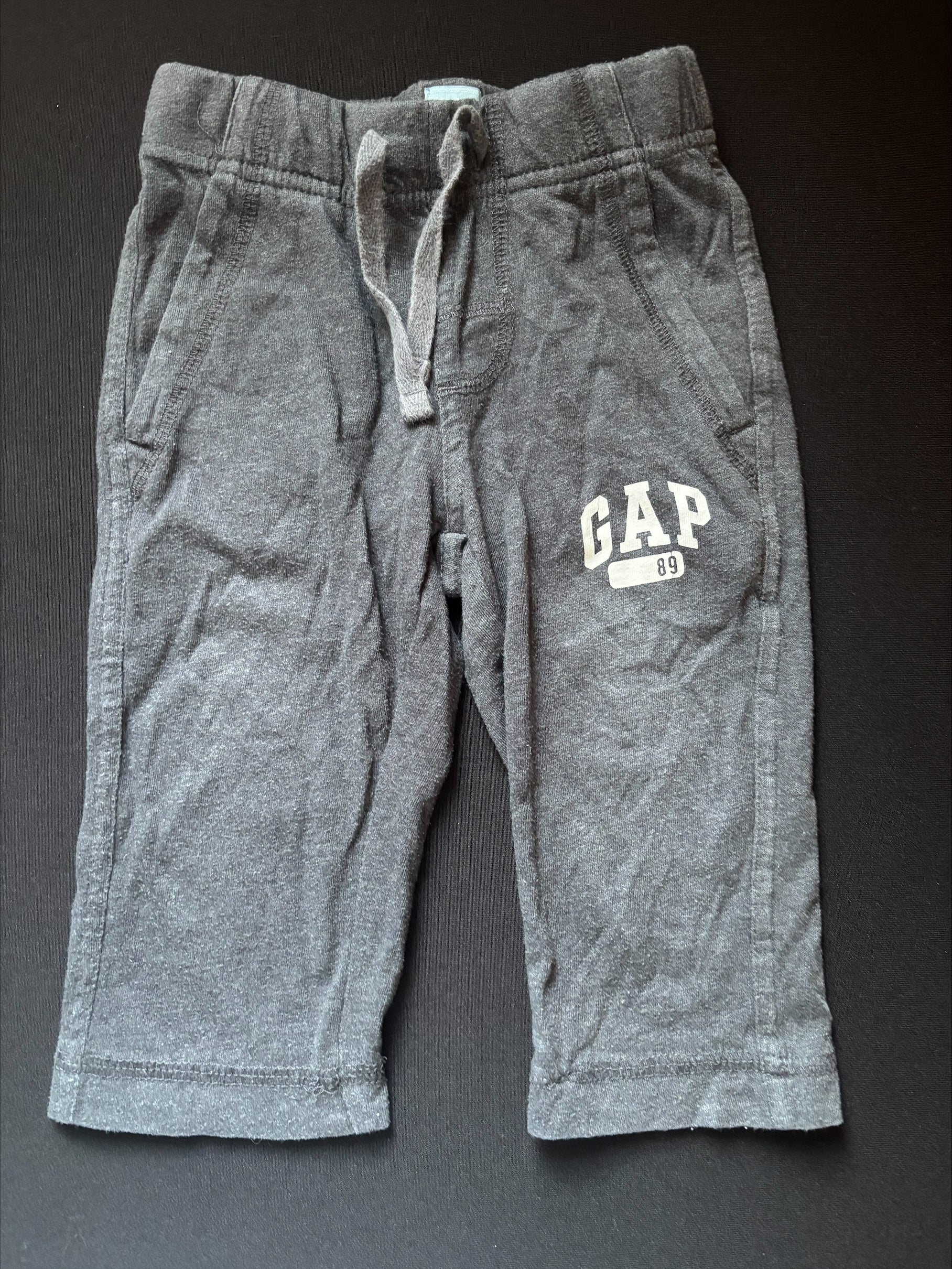 Pantalon 12-18 mois BABY GAP (352-10)