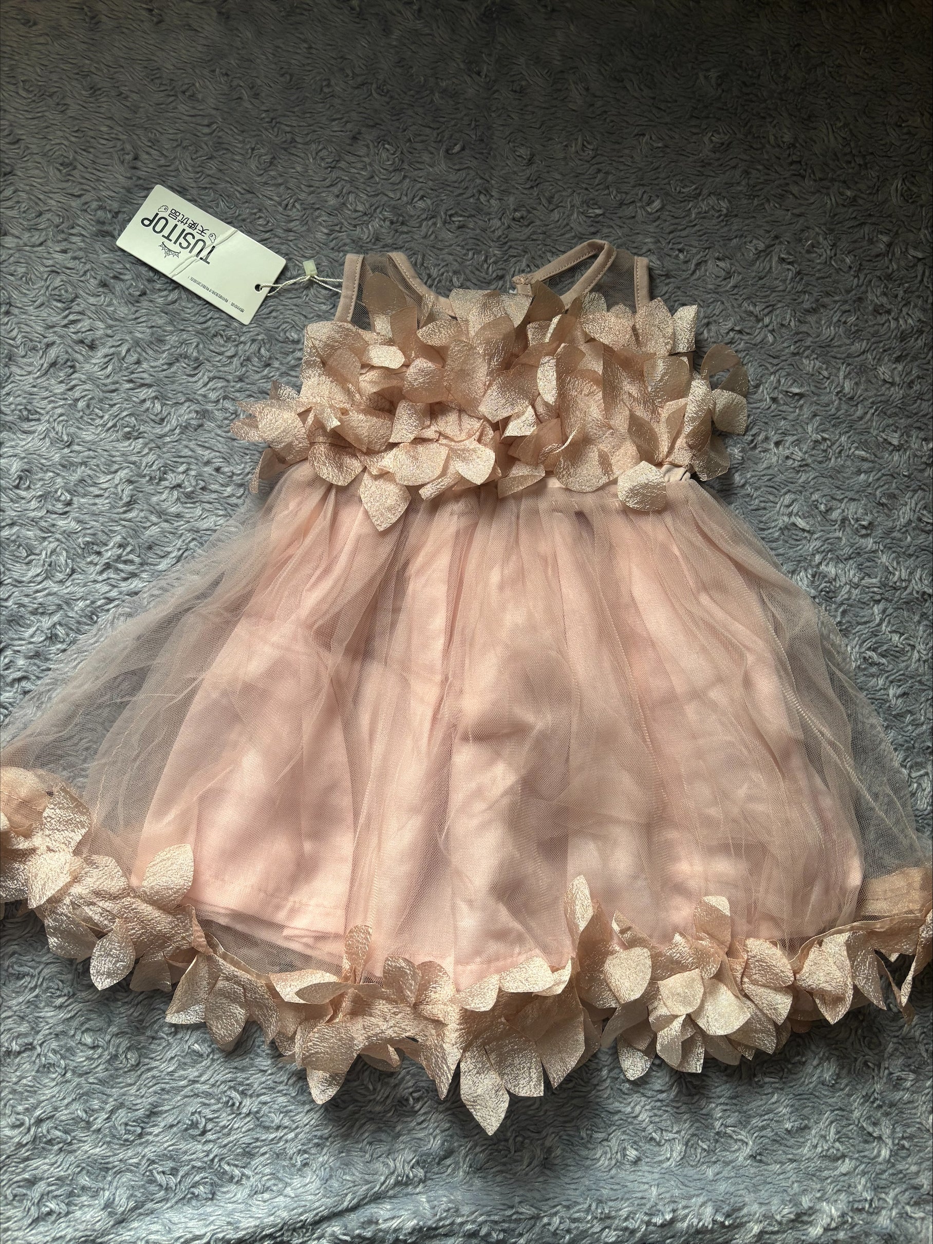 Robe 100 cm NEUF (316-9)
