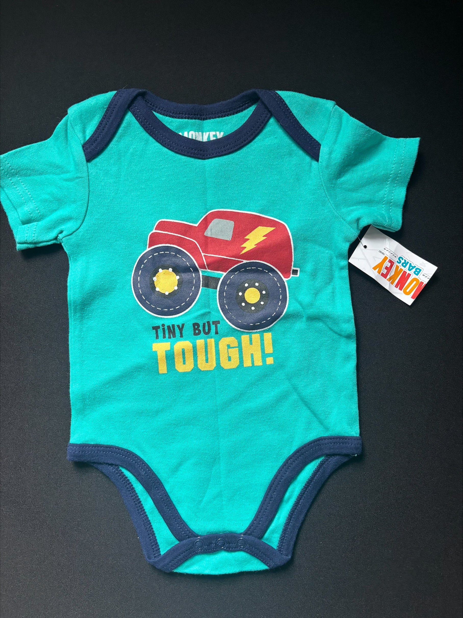 Cache couche NEUF 0-3 mois MONKEY (513-12)