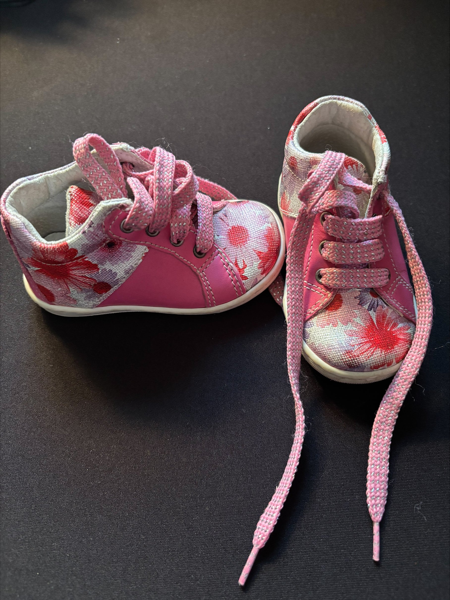 Soulier Grandeur 20, LIL PAOLO (125)