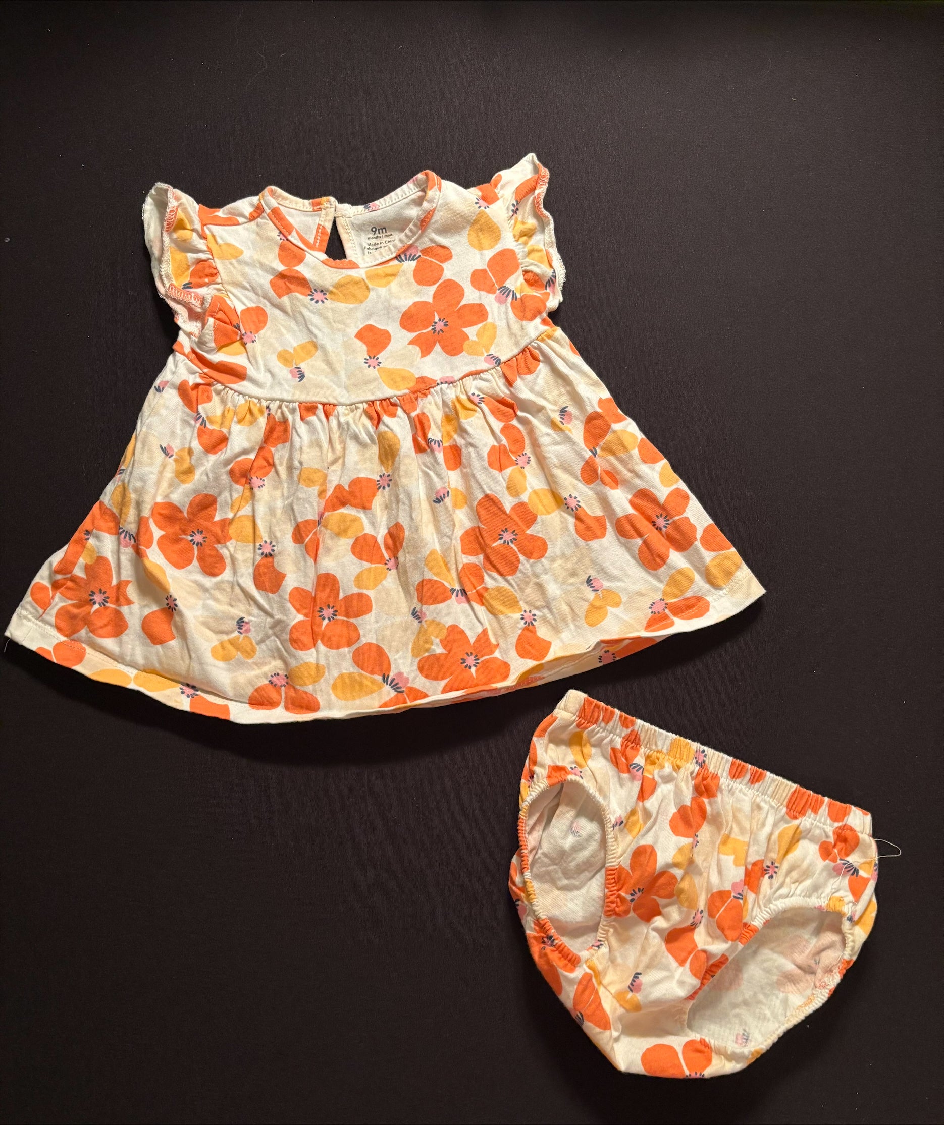 Ensemble deux pièces 9 mois