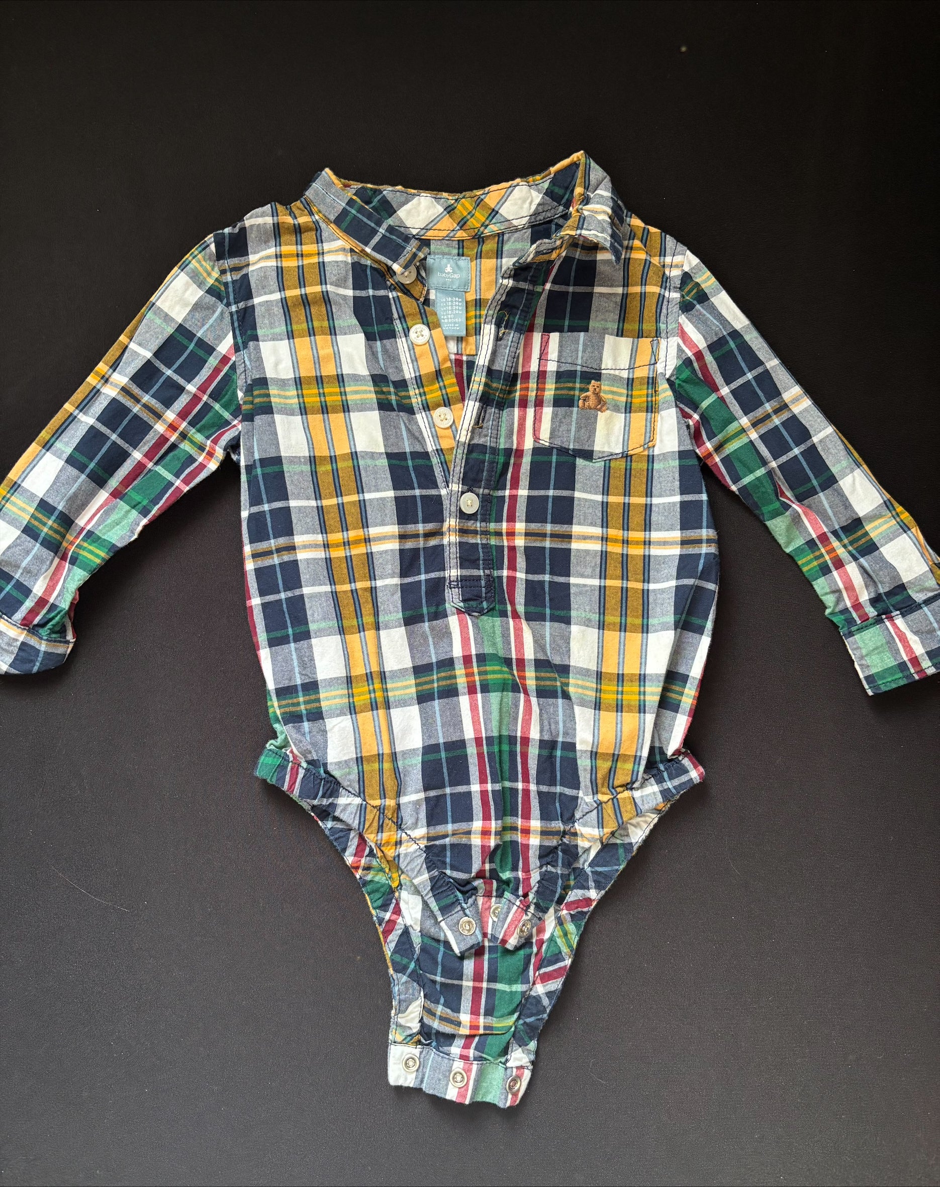 Cache couche chemise 18-24 mois BABY GAP (427.11)