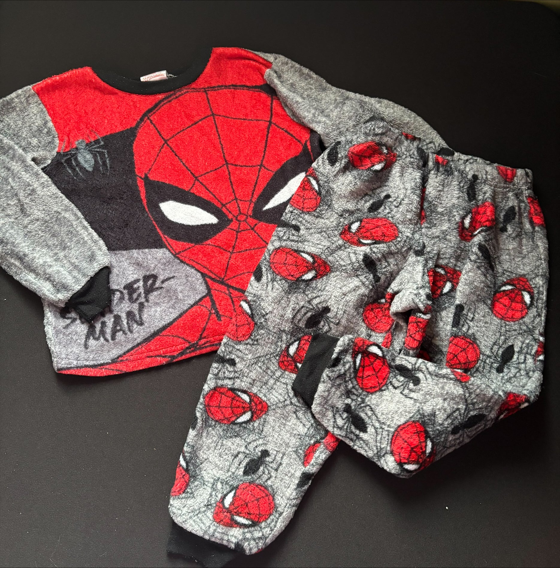 Pyjama 4-5 ans (055-2)