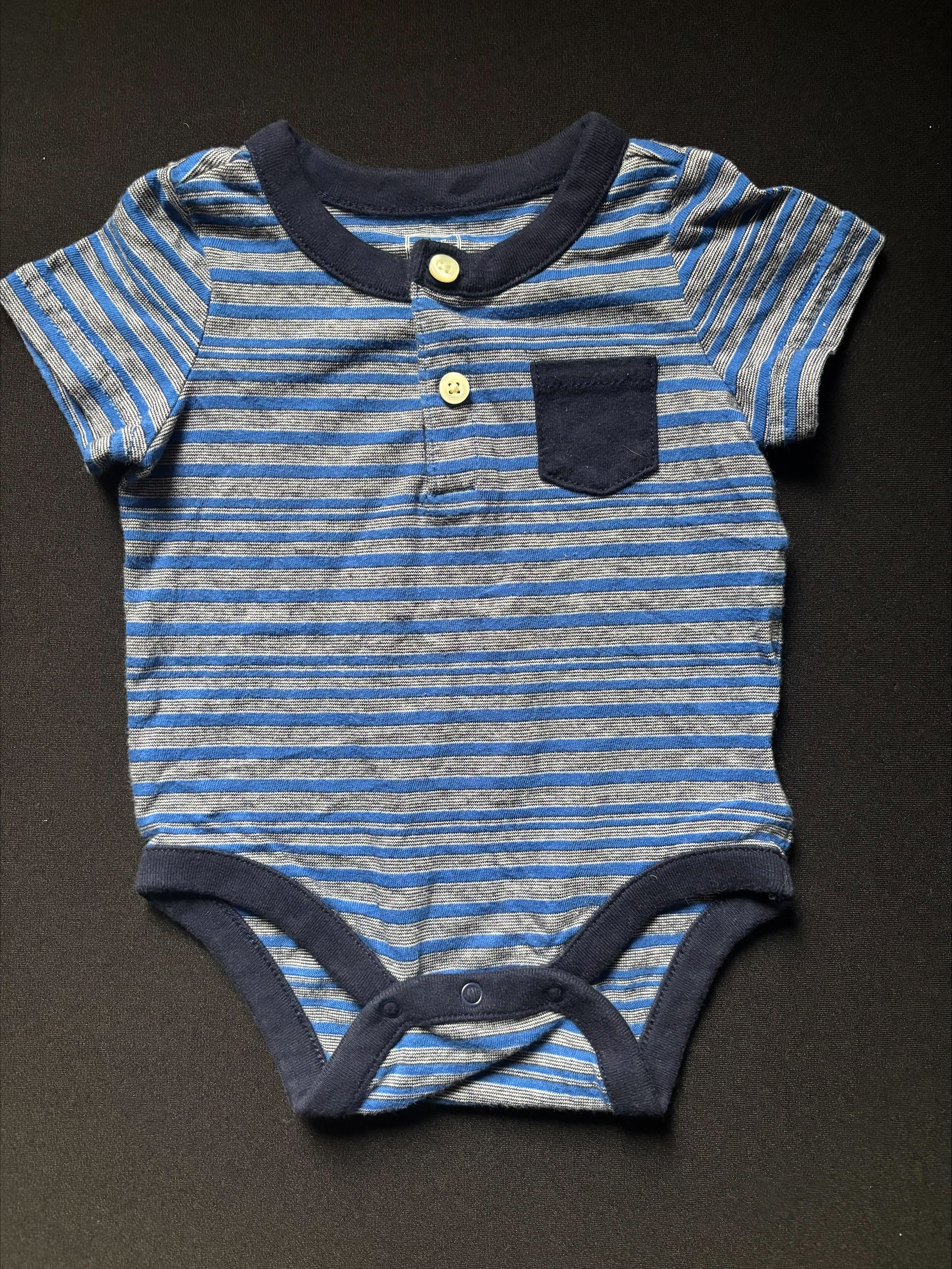 Cache couche 0-3 mois BABY GAP (2583)