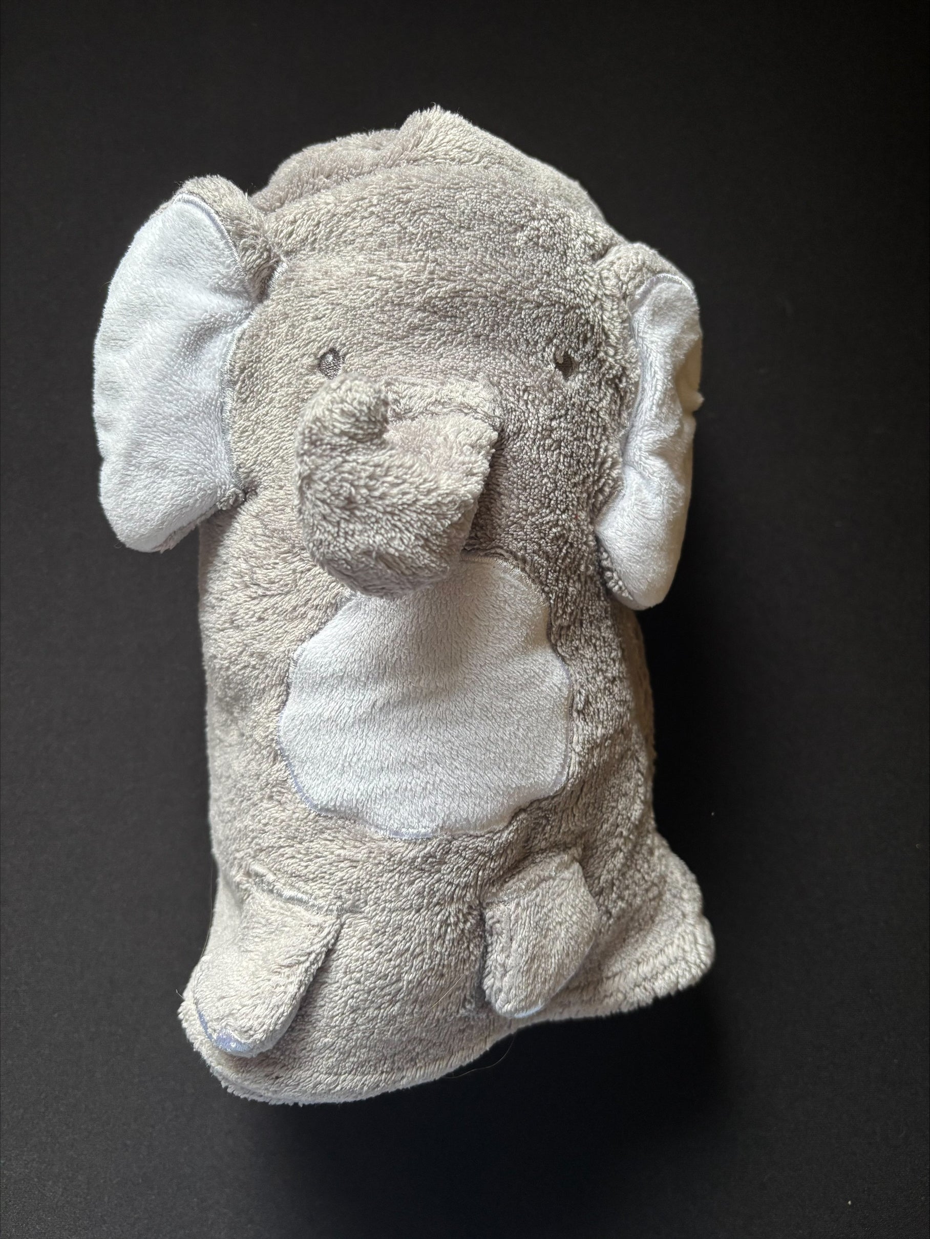 Couverture éléphant (252-7)