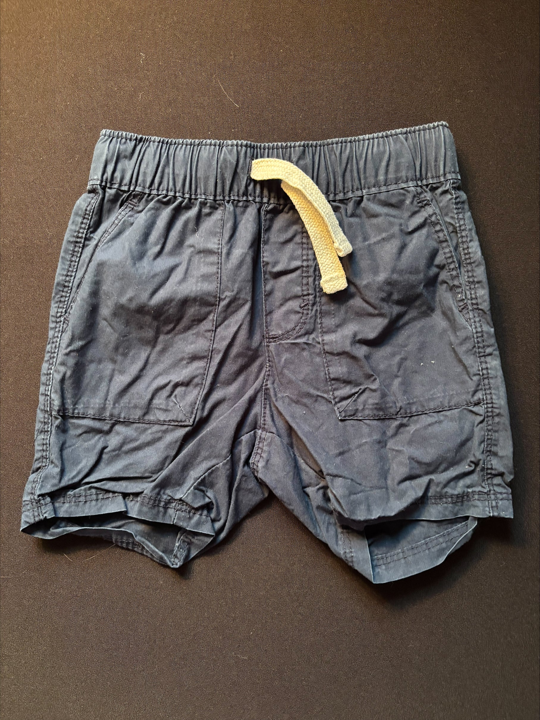Short 18-24 mois OLD NAVY (701-17)